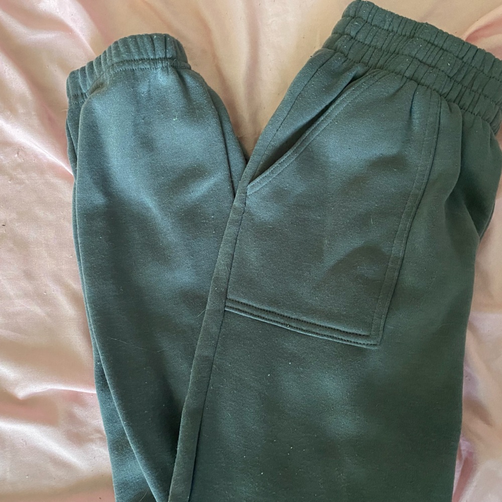 size small gray sweatpants